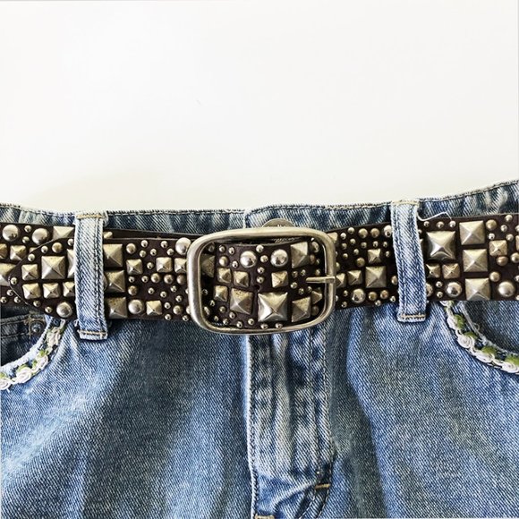 Leather Stud-embellished Belt / Unisex - Picture 3 of 5